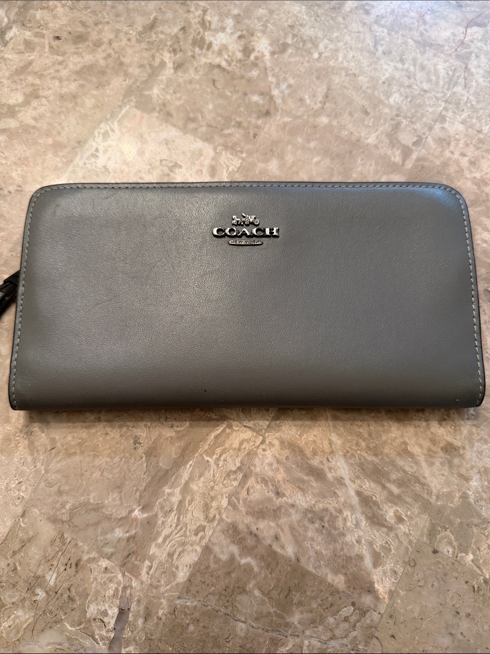 Coach Gray Leather Wallet Logo in gun metal gray slim design